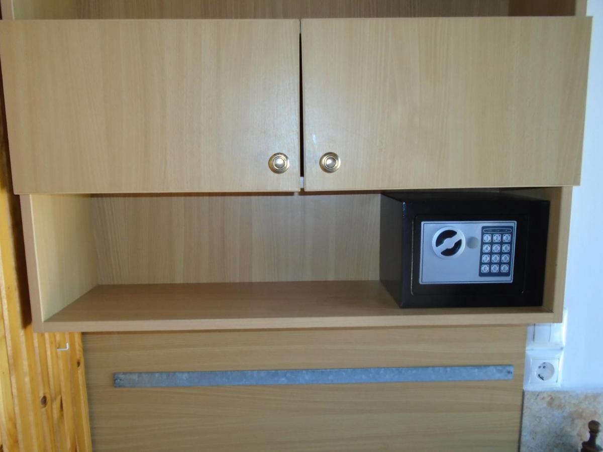 Orfeas Rooms 바실리키 외부 사진