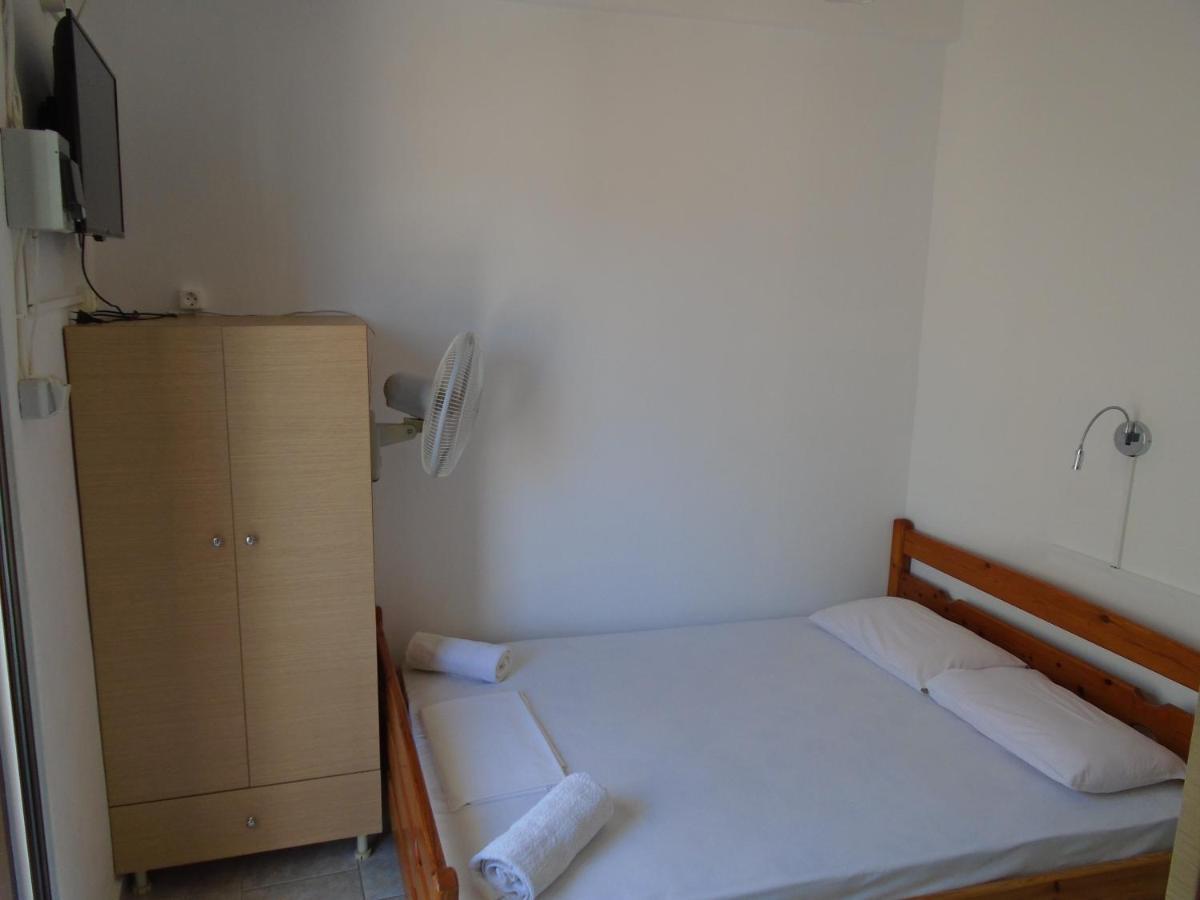Orfeas Rooms 바실리키 외부 사진