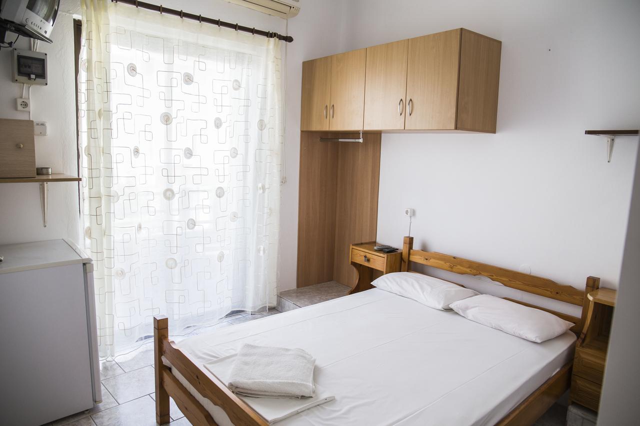 Orfeas Rooms 바실리키 외부 사진